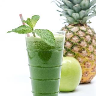 Kale, Pineapple and Mint Green Juice image