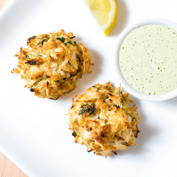 Broiled Maryland Crabcakes with Creamy Herb Sauce