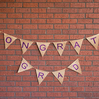 Congrats Grad: Homemade Graduation Banner