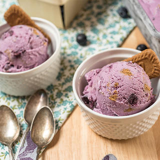 Blueberry Cobbler Ice Cream image