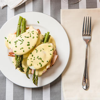 Eggs Benedict with Ham and Roasted Asparagus image