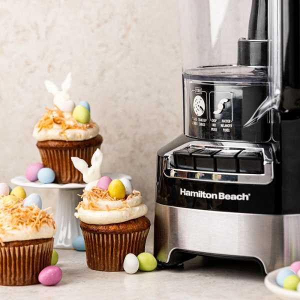 Carrot Cake Cupcakes with Cream Cheese Frosting