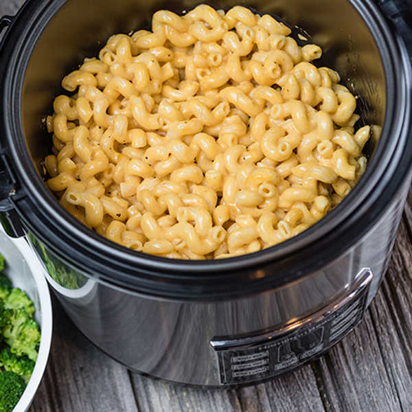 Rice Cooker Macaroni and Cheese